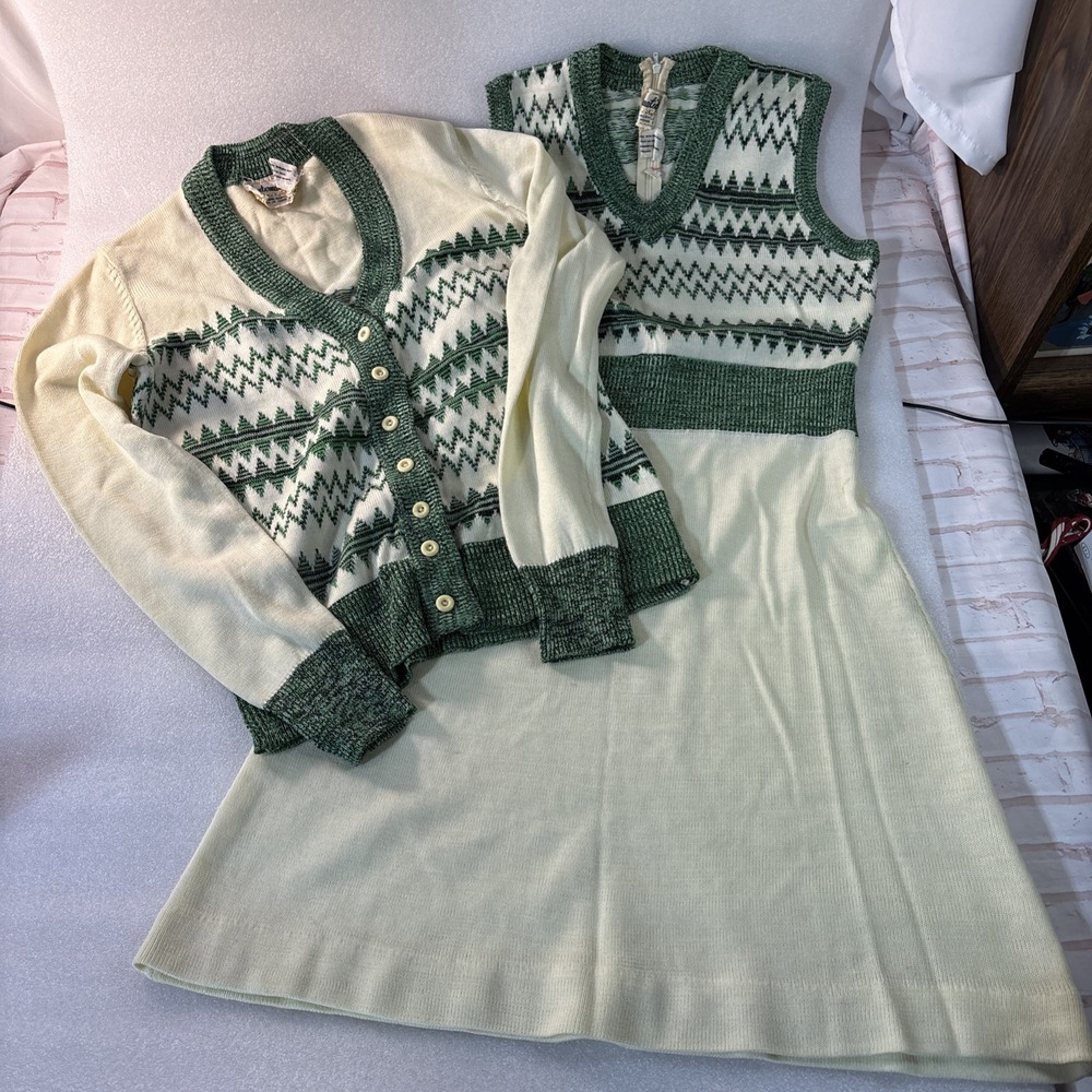 VINTAGE 70's‎ International Boutique MOD Chevron KNIT FITTED MINI DRESS Cardigan